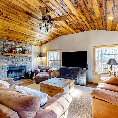 Pine Woods Cabin МакГенрі Екстер'єр фото