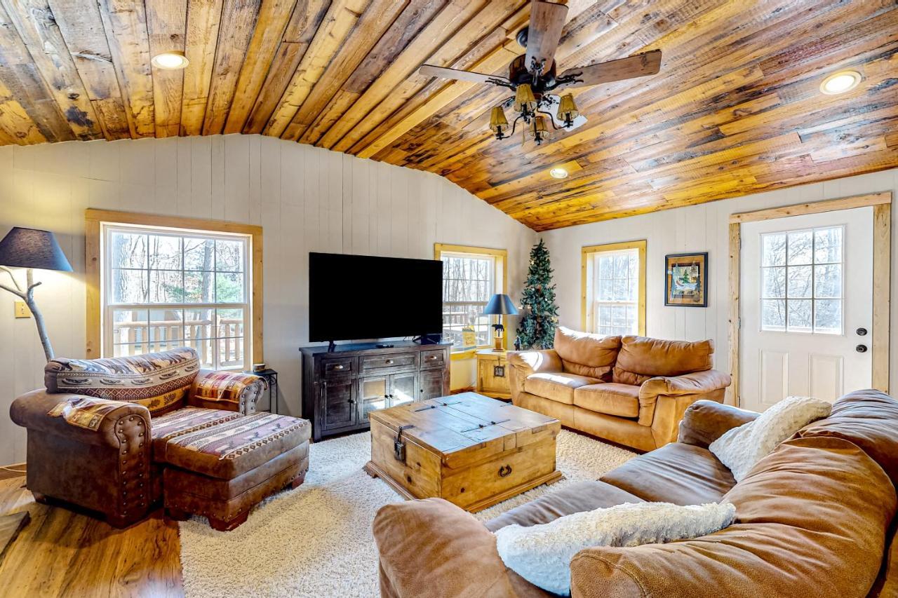 Pine Woods Cabin МакГенрі Екстер'єр фото